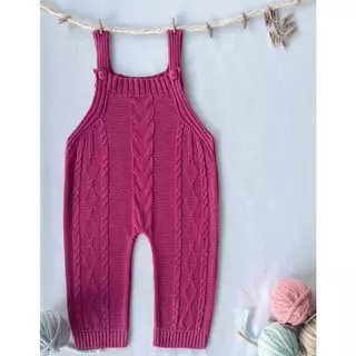 Jardineira de Tricot Trabalhado