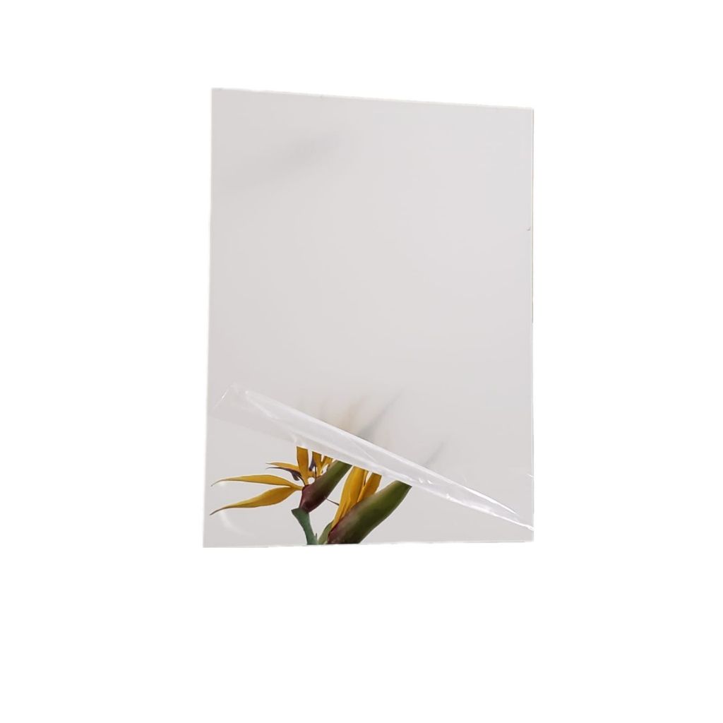 Espelho Acrílico Adesivo 30x40 Nitidez boa de Perto para uso decorativo / artesanato / banheiro