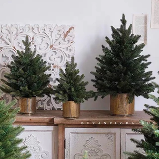 Arvore de Natal com Base de Metal 45cm - 60cm - 90cm
