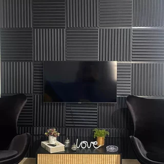 kit de 32 Placas Ripadas 3d Preta Branca 50x50 cm