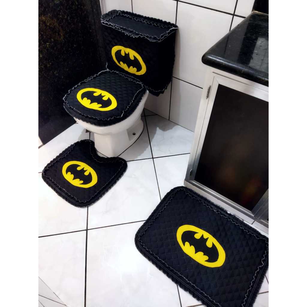 Jogo de banheiro do batman kit tapetes super herói decoração nerd dc capa tampa vaso sanitário caixa acoplada tecido metalassê bordado menino
