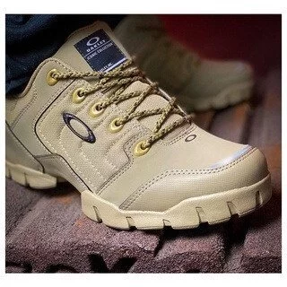 BOTA OAKLEY DIRETO DA FABRICA