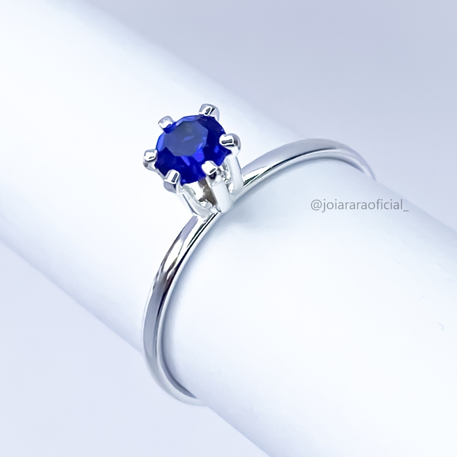 Anel Solitário com Pedra Azul Safira Feminino Folheado a Prata