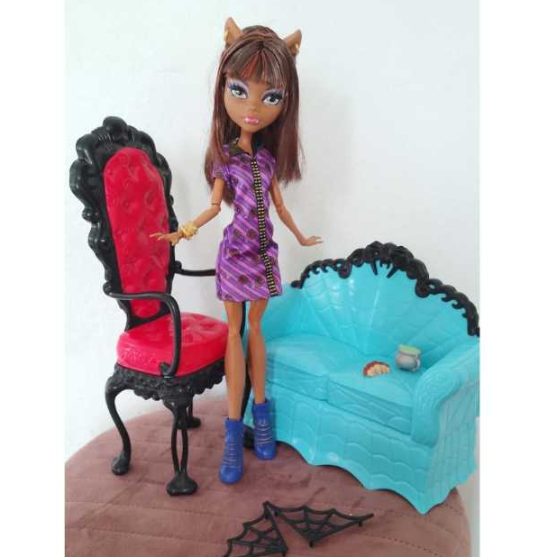 Boneca Monster High Clawdeen Wolf Cabelo Rosa Cachorro de Estimação e  Acessórios HHK52 Mattel