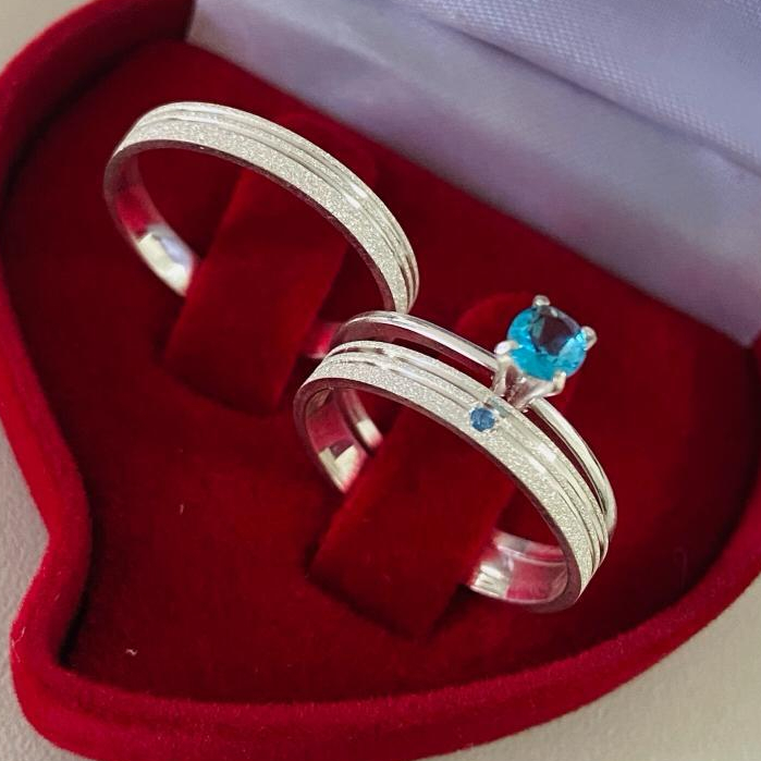 Aliança De Namoro Pedra Azul Com Anel Solitário Prata 950