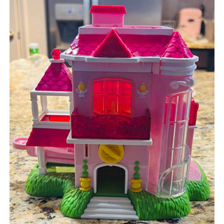 Casa Tema Barbie Adesivada Real Glam com Boneca Brinquedo Casinha