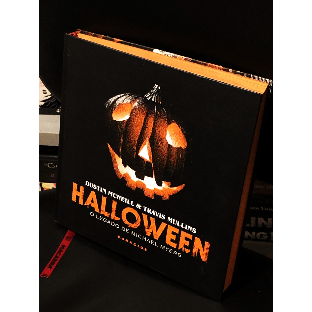 Halloween - O Legado de Michael Myers (Em by Dustin McNeill