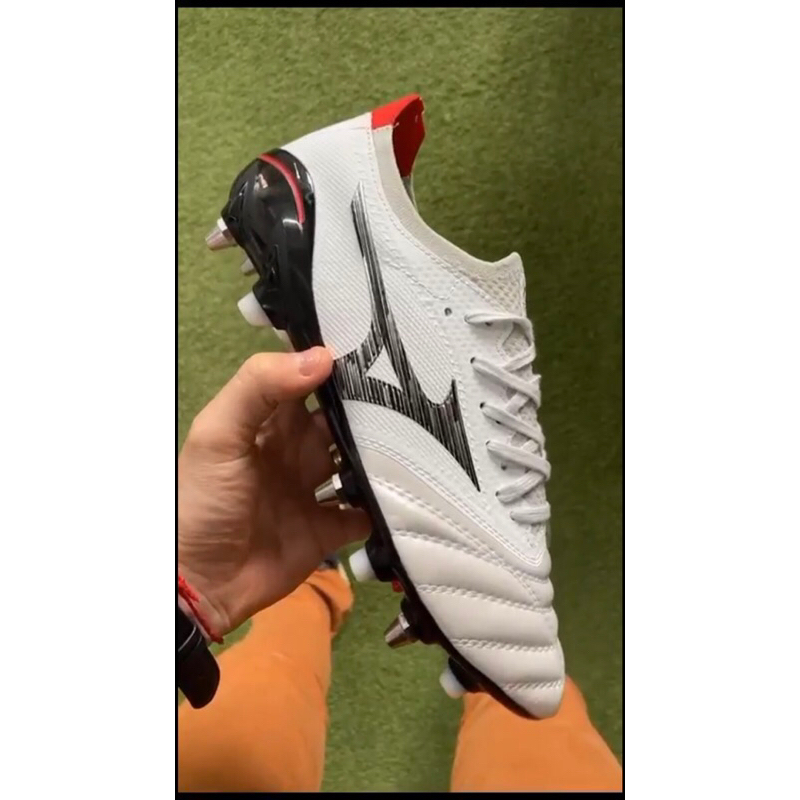 Chuteira mizuno clearance morelia 8 travas