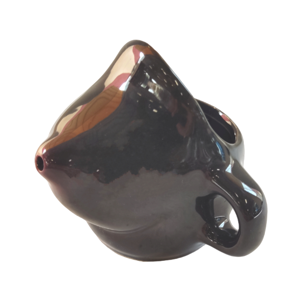 Caneca Escultural Formato de Peito Seio de mulher Nu em Cerâmica