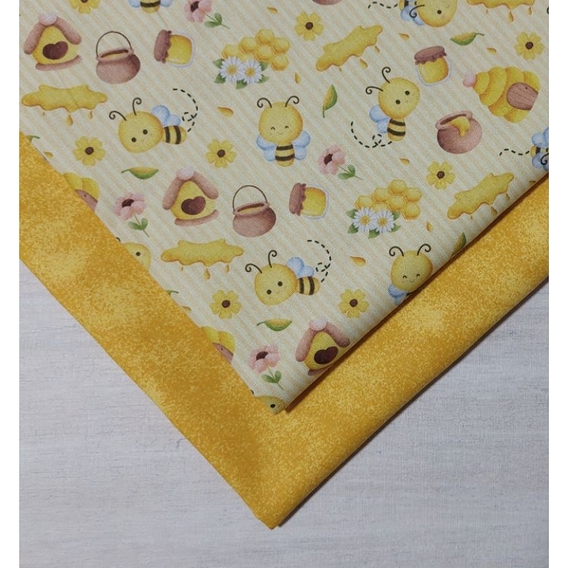 Kit Tricoline Abelhas e Encantos 70 X 50 cm - 2 Unidades