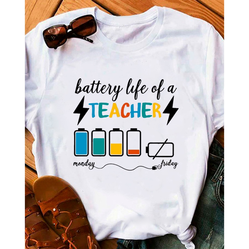 Camiseta Básica Unissex Battery Life Of A Teacher Segunda A Sexta