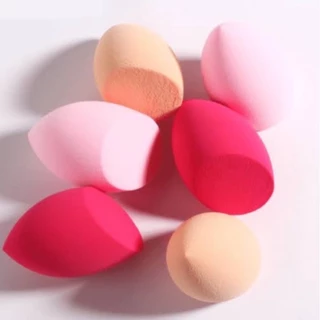 Kit Com 12 Esponja Para Maquiagem Beauty Gota Chanfrada Blender e Manga