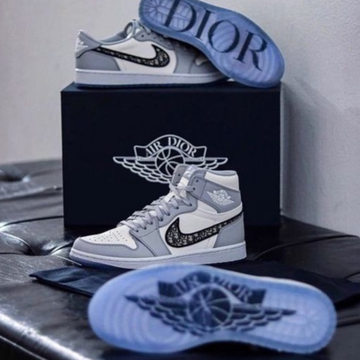 Bota Esportiva Tênis Nike Air Jordan 1 Edição Limitada Cristian Dior ...