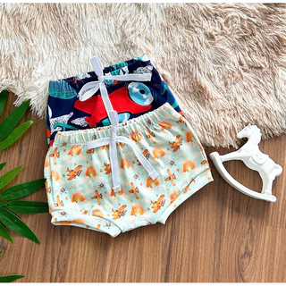 Kit 2 Shorts/Tapa Fralda Sortido para Bebê