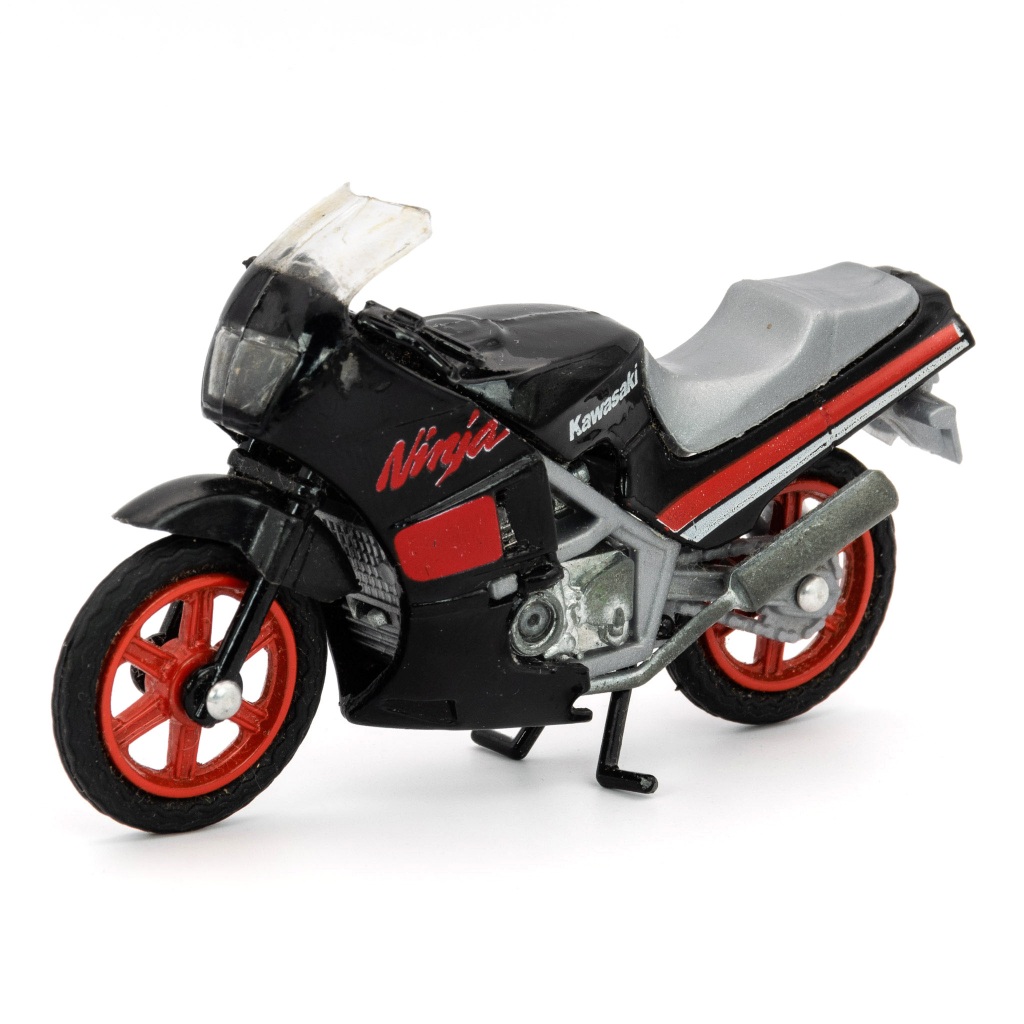Miniatura Moto Kawasaki Ninja 600R Zylmex Zee Toys Super Bikes