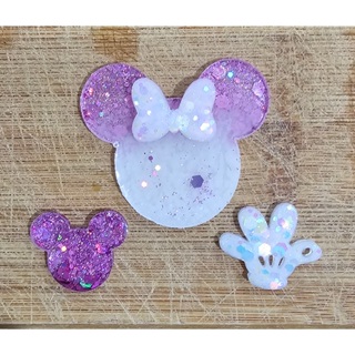 Chaveiro de Resina Epóxi Minnie ou Mickey Personalizado com 2 Pingentes