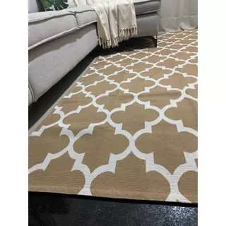 Tapete sala ou quarto Antiderrapante 1,35x2,00. Tecido Grosso, fácil de limpar!