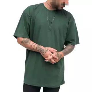 Camiseta Oversized Basic Streetwear Masculina Verde Militar - Preta