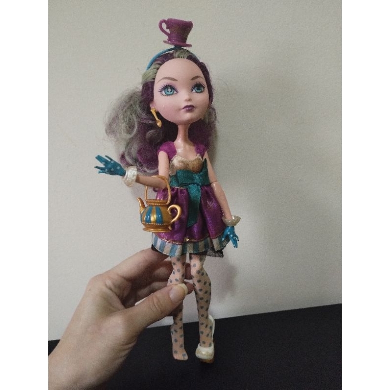 Boneca Articulada - Ever After High - Festa do Chá - Raven Queen