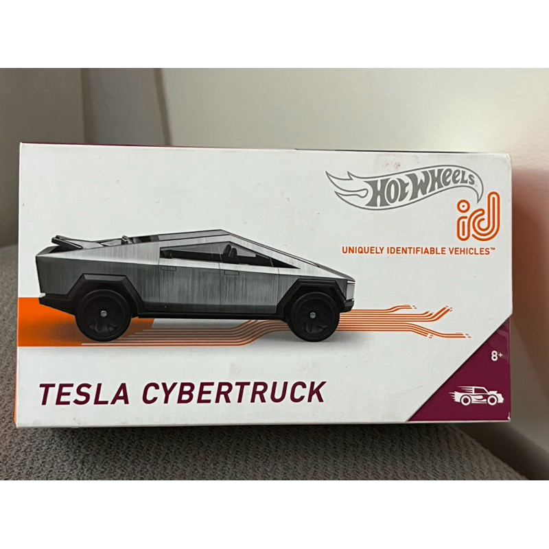 Carro Hot Wheels - Tesla Cyber Truck C/controle Remoto 1/64