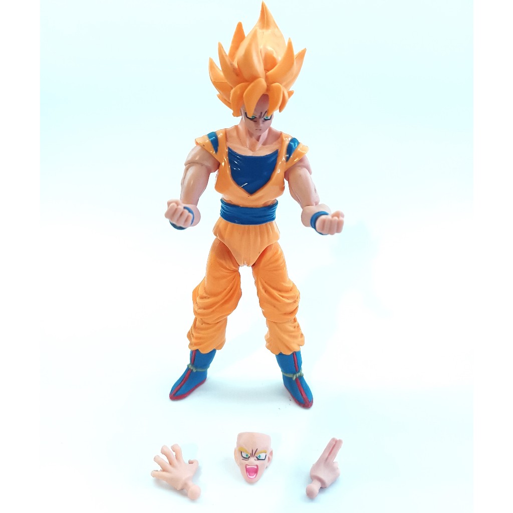 Boneco Dragon Ball Super Saiyan Blue Goku Articulado Bandai em Promoção na  Americanas