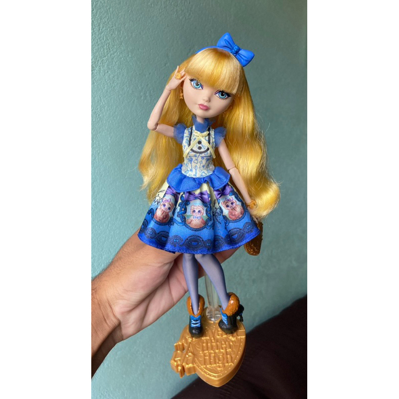 Ever After High Blondie Lockes Doll 