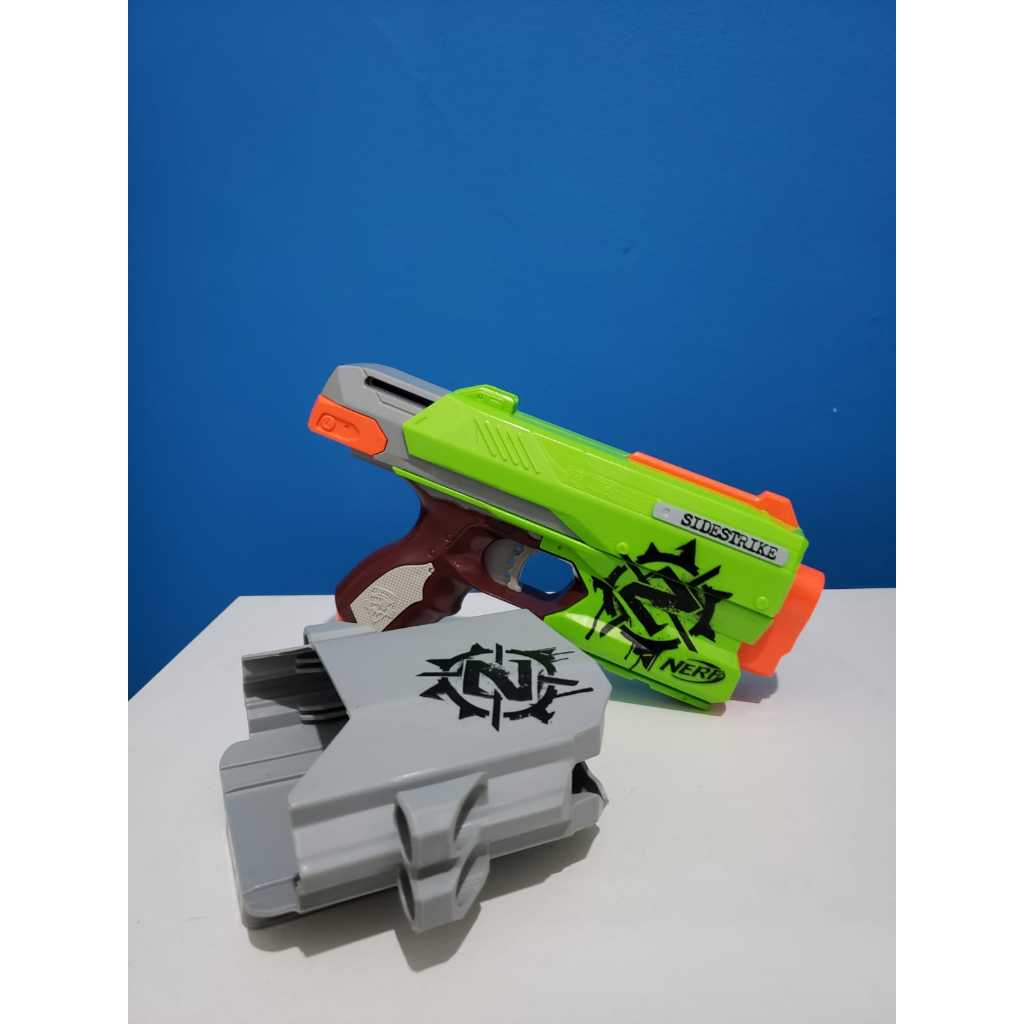 Nerf Zombie Strike Sidestrike Lançador de Dardos Hasbro