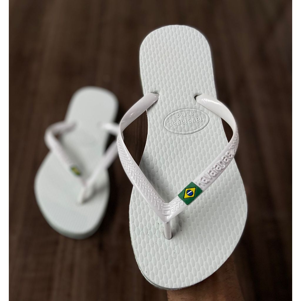 Chinelo Havaianas branco Bandeira do Brasil feminino e masculino ...