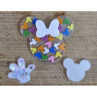 Chaveiro de Resina Epóxi Minnie ou Mickey Personalizado e com 2 pingentes