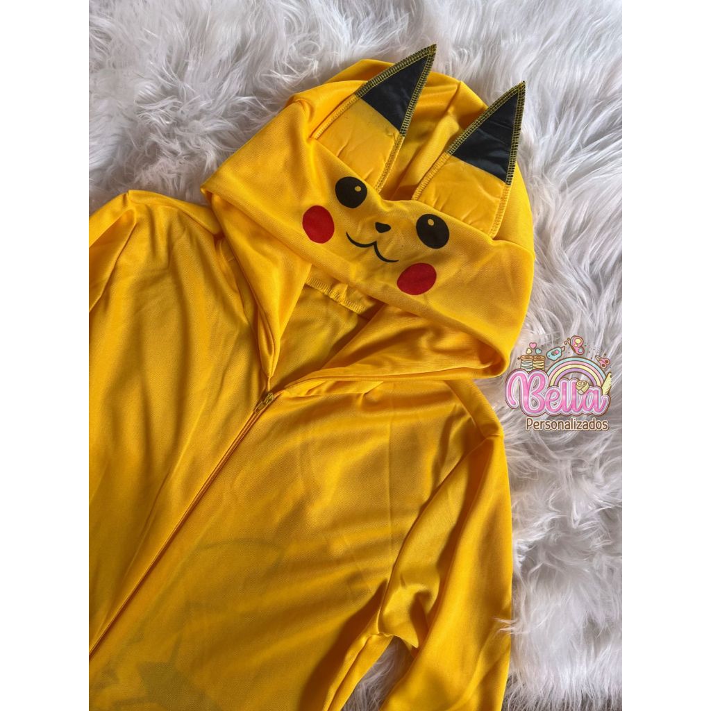 Body Bebê Inverno Fantasia Pokémon Pikachu com Capuz Mesversário