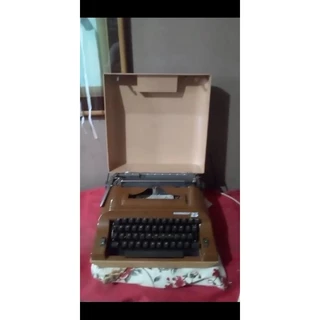 Máquina de escrever Remington 25