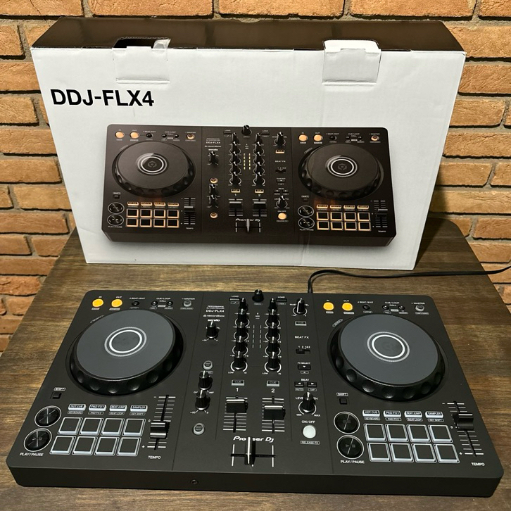 Controladora Pioneer DDJ-FLX4 DJ Djay rekordbox - Escorrega