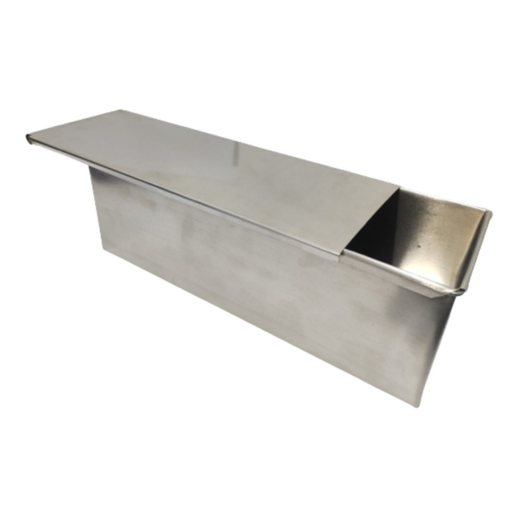 Forma Retangular Pão e Bolo Caseirinho 22x10x9cm Com Tampa Alumínio