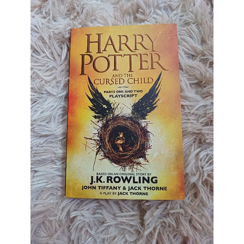 Livro - J. K. Rowling - Harry Potter and the Cursed Child: Parts One ...