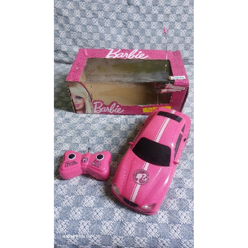 Carrinho Barbie de Controle Remoto Conversível Rosa Viajante Fashion Driver