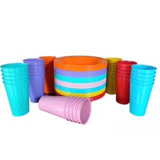 Kit 15 Copos 300ml + 15 Pratos Fundos Redondos de Plástico Festas, Merenda, Crianças