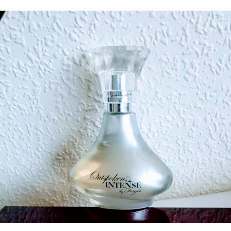 Perfume Outspoken Intense.