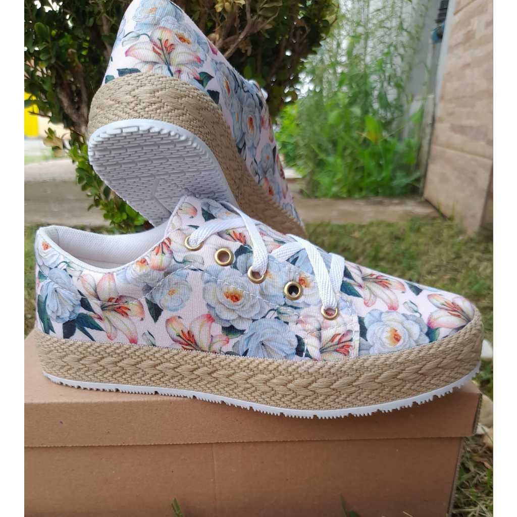 Novo Estilo De Sapatos De Lona Floral Femininos De Outono Plataforma  Espessa Tênis Estudantil Para Todos Os Jogos