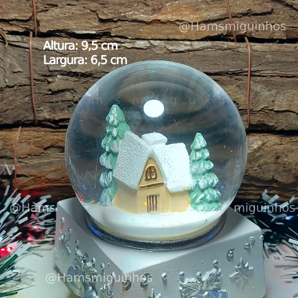 Globo de Neve Casa do Papai Noel Encantada Com Luzes Coloridas