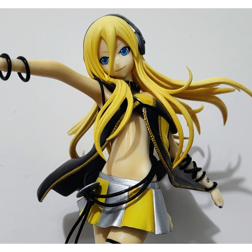 Desapegos da Yuunyuu, Loja Online Shopee Brasil