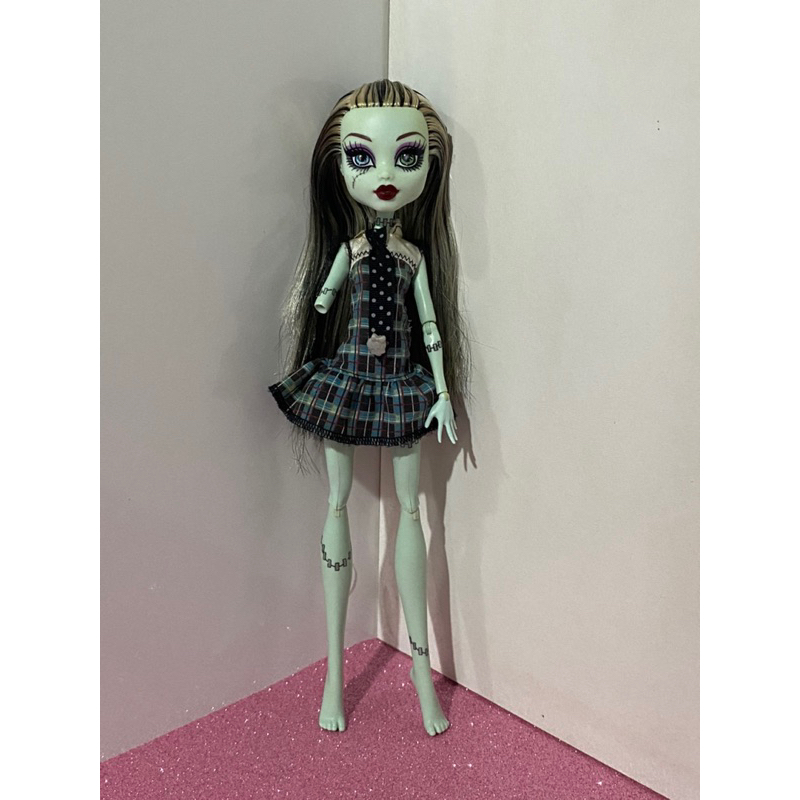 Boneca Monster High Draculaura Monster Ball - Mattel HNF68 - Arco