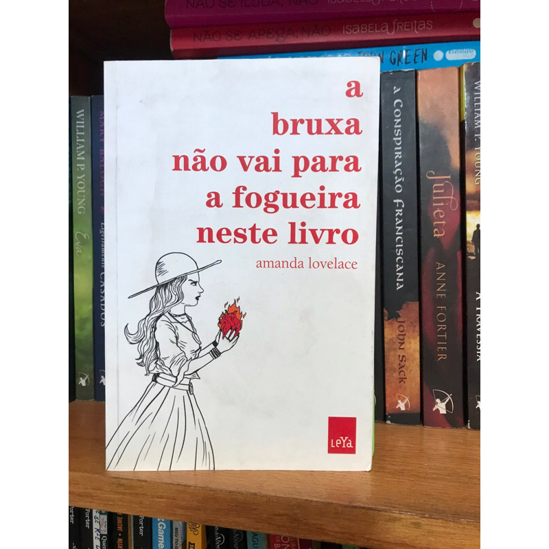 A bruxa não vai para a fogueira neste livro - Amanda Lovelace | Shopee ...