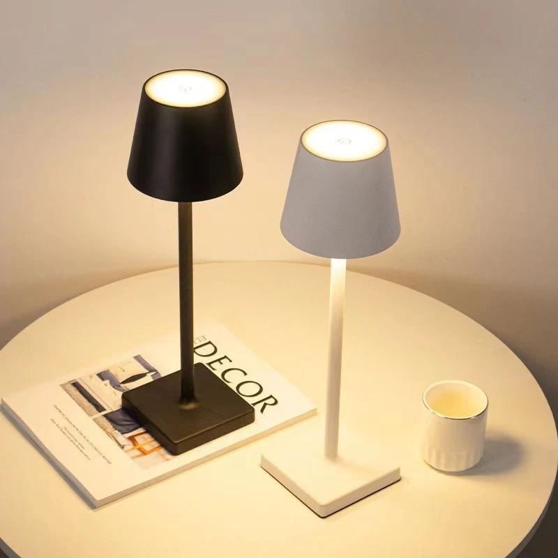 Sem fio LED Desk Lamp com carregamento USB, impermeável Candeeiros de mesa, escritório Luz, Bar, Restaurante, Ambiente, Estudo, Toque
