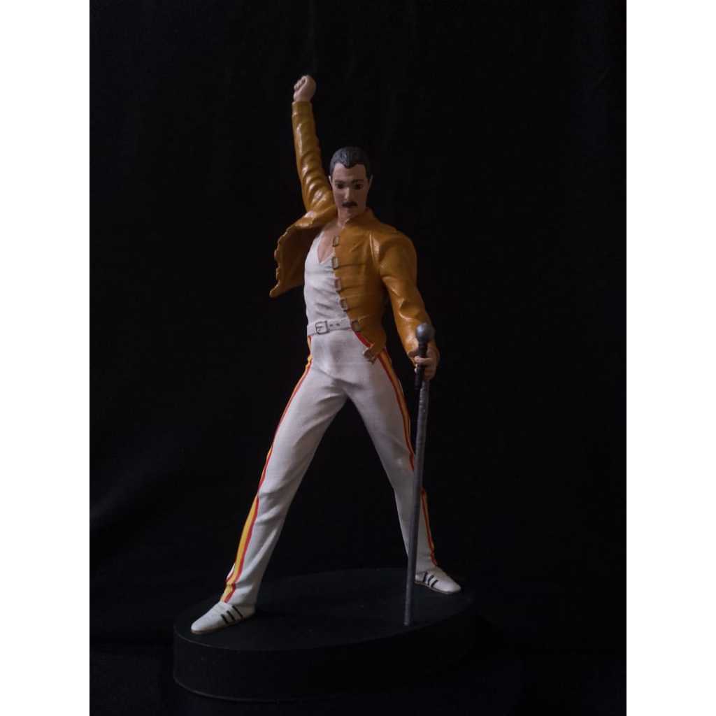 Action figure freddie clearance mercury