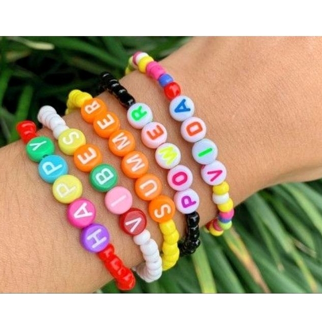 Kit 5 Pulseiras Personalizadas Com Nome, Números Coloridas de Miçangas ...