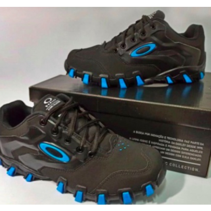 Tenis oakley preto e hot sale azul