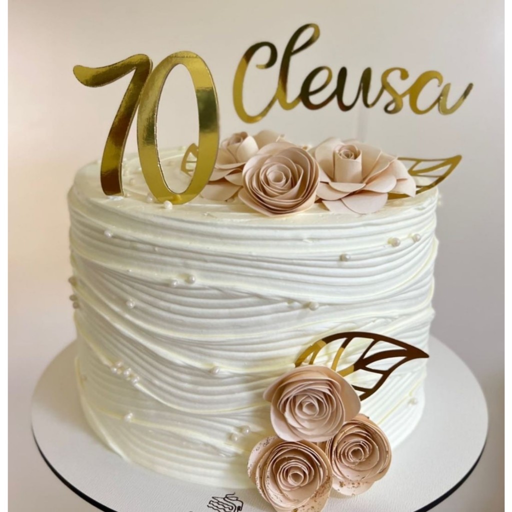 bolo de 21 anos feminino em Promoção na Shopee Brasil 2023, bolos de  aniversário feminino 2023 