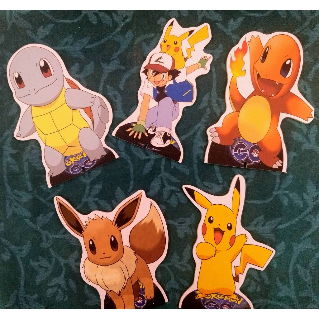 Kit Display Totem de Chão e mesa Pokemon e Nome 14 peças