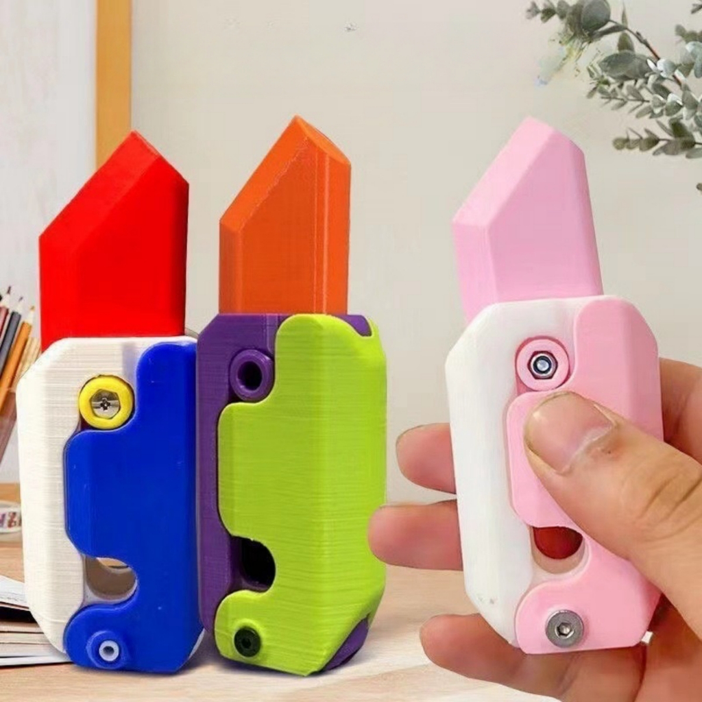 Facas De Gravidade Cenoura Truque De Brinquedo Retráteis Mágicas Propulsor Falso Gadget