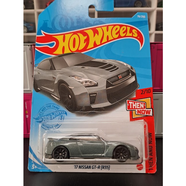 Hot Wheels 17 Nissan Gt-R35 Cinza